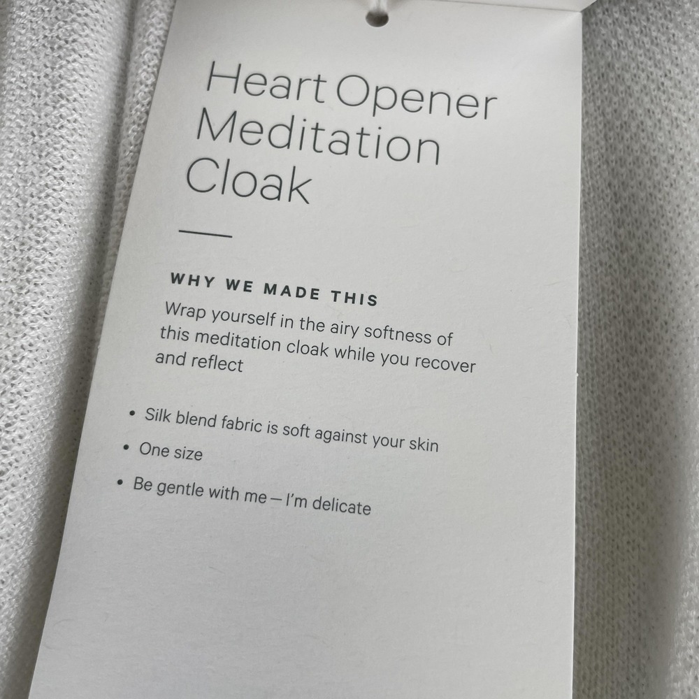 Lululemon Heart Opener Meditation Cloak Wmns One Size Taryn Toomey Silk LW3ANFS - Picture 10 of 13